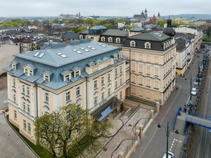 отель Sky Hotel Kraków