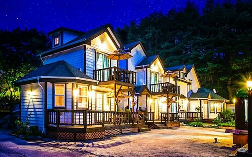 Гостиница Gangneung Gyeongpo Awoolim Pension в Канныне