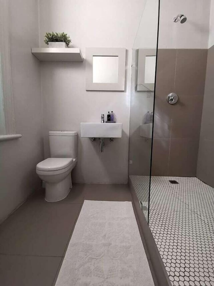 Фото Cactus House Gay Male Guesthouse - Adults Only