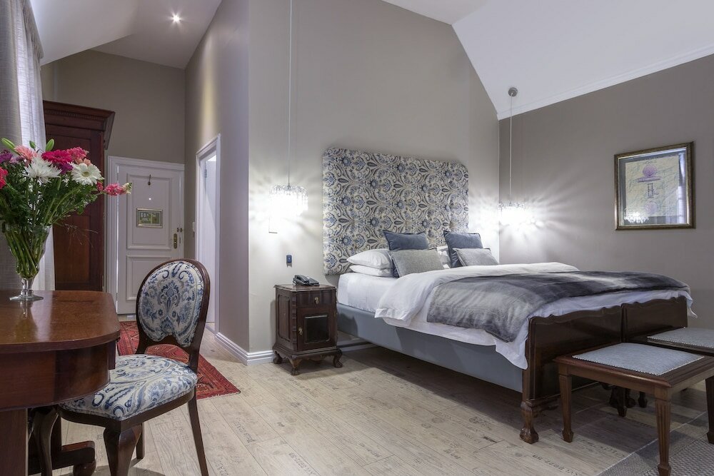 Фото Riverside Boutique Hotel