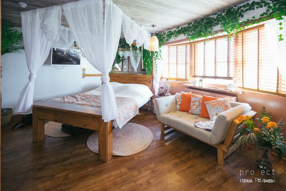 Фото Hotel Pelirocco