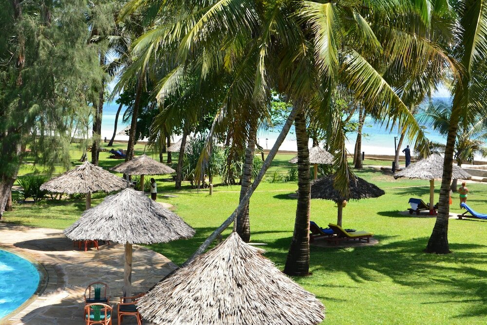 Фото Neptune Palm Beach Boutique Resort & Spa