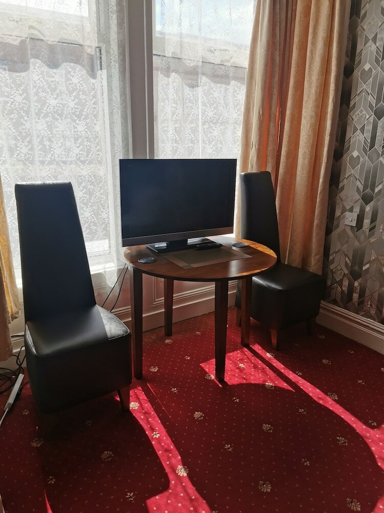 Фото The Trafalgar