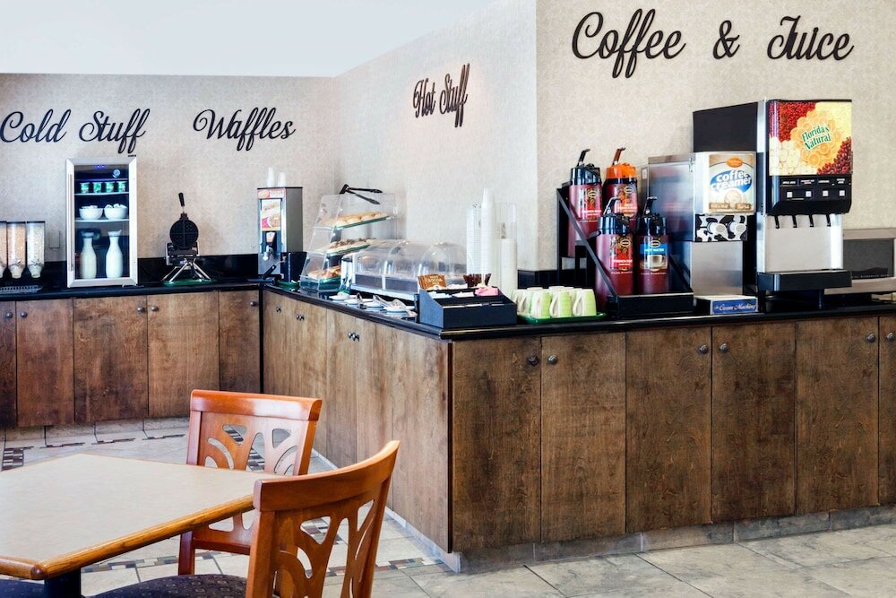 Фото Hawthorn Suites by Wyndham Rancho Cordova/Folsom