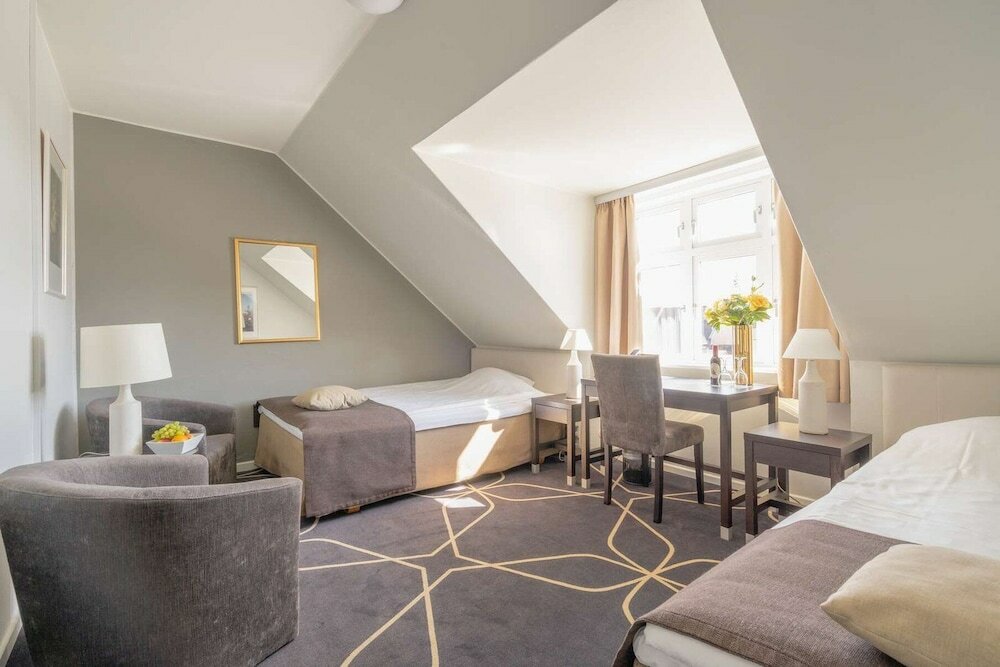 Фото Hotel Dania