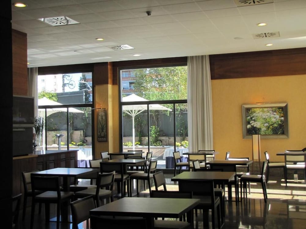 Фото Hotel Las Provincias