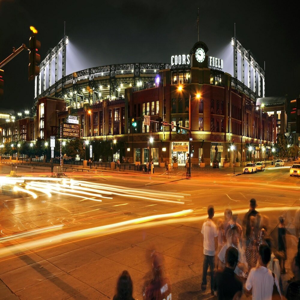 Фото Embassy Suites by Hilton Denver International Airport