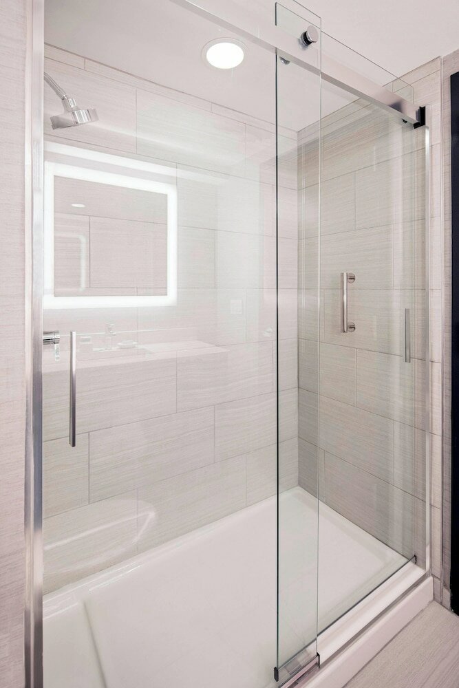 Фото Courtyard by Marriott Boston Brookline