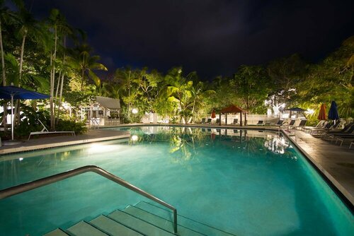 Внешний вид отеля Banana Bay Resort & Marina в Марафоне, фото 2