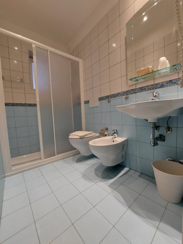 Фото Hotel Sans Souci