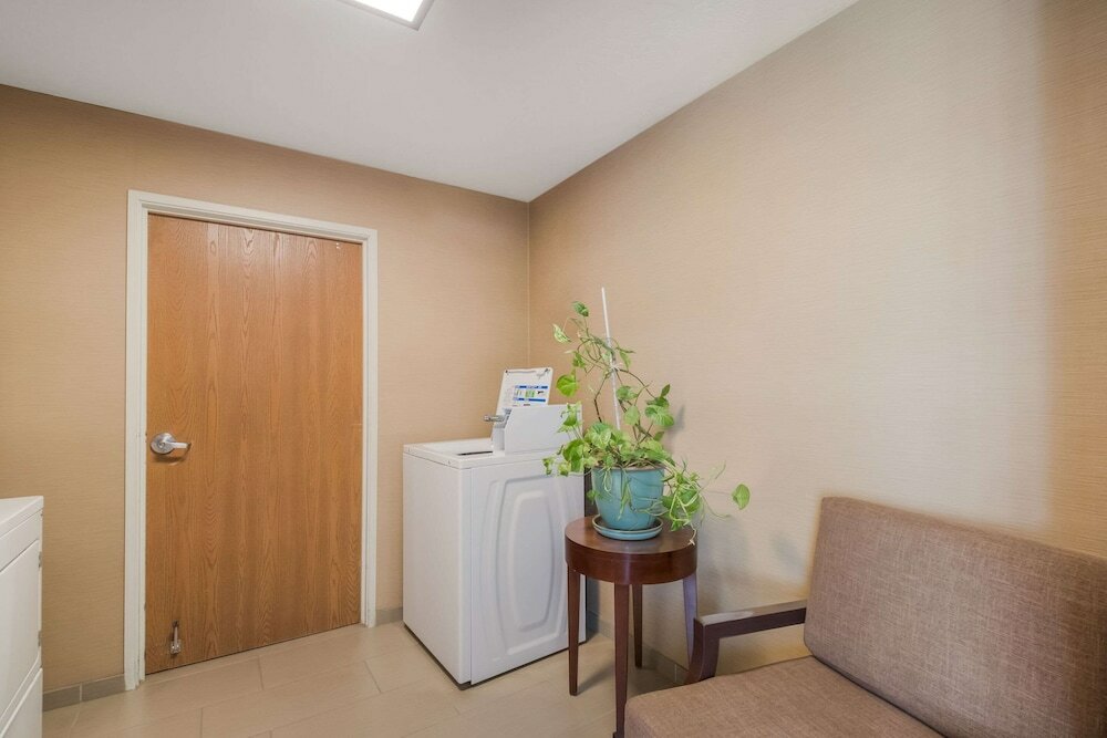 Фото Comfort Inn Fort Morgan