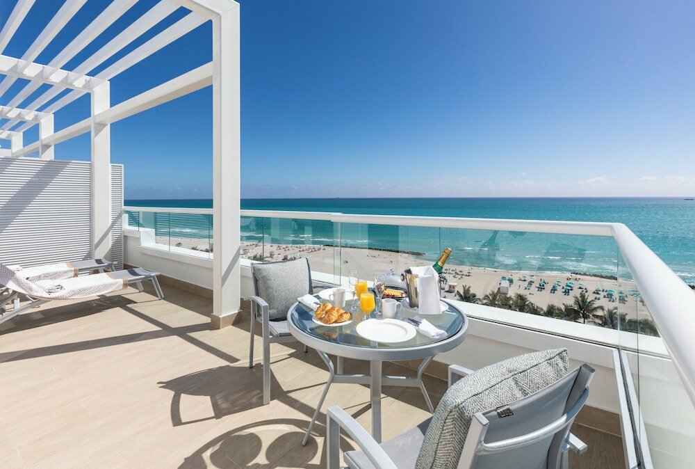 Фото The Palms Hotel & SPA