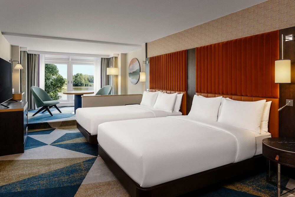 Фото Hilton Vienna Danube Waterfront