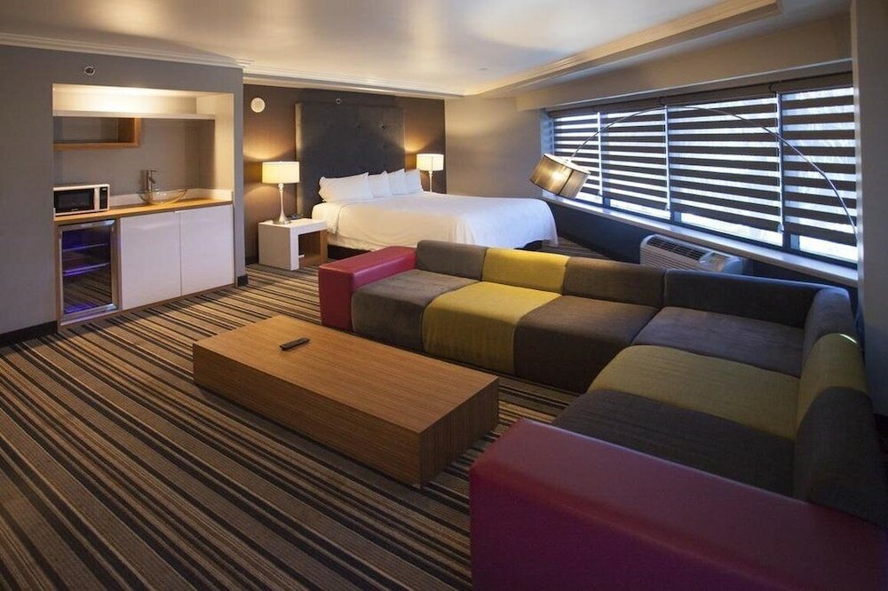 Фото Hotel Huntington Beach