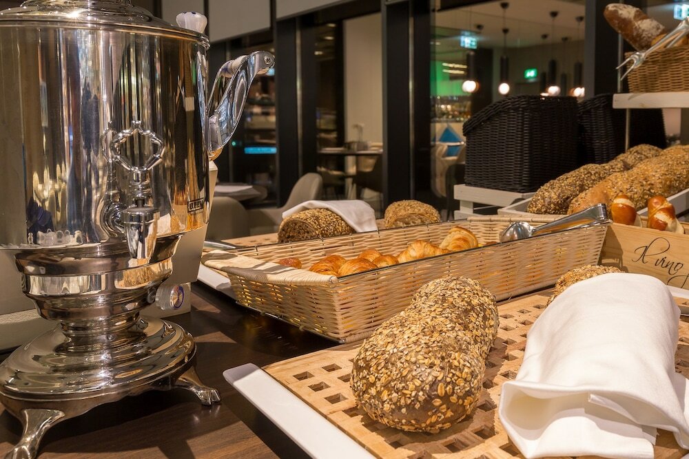 Фото Novotel Lugano Paradiso