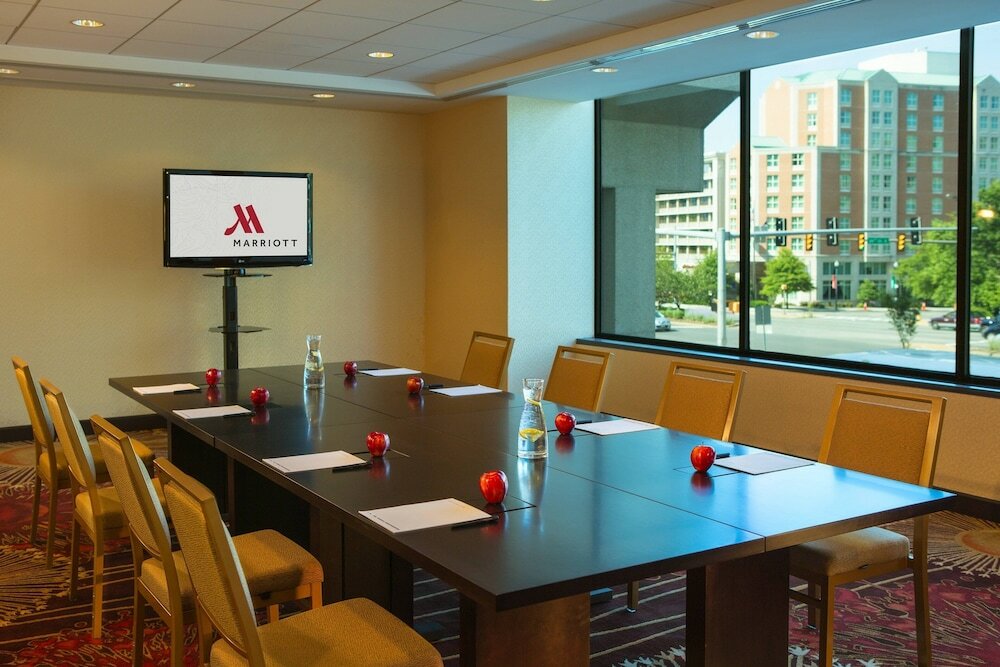 Фото Crystal City Marriott at Reagan National Airport
