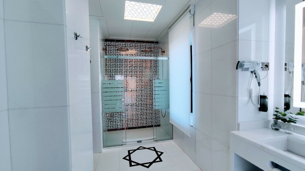 Фото Saray Hotel