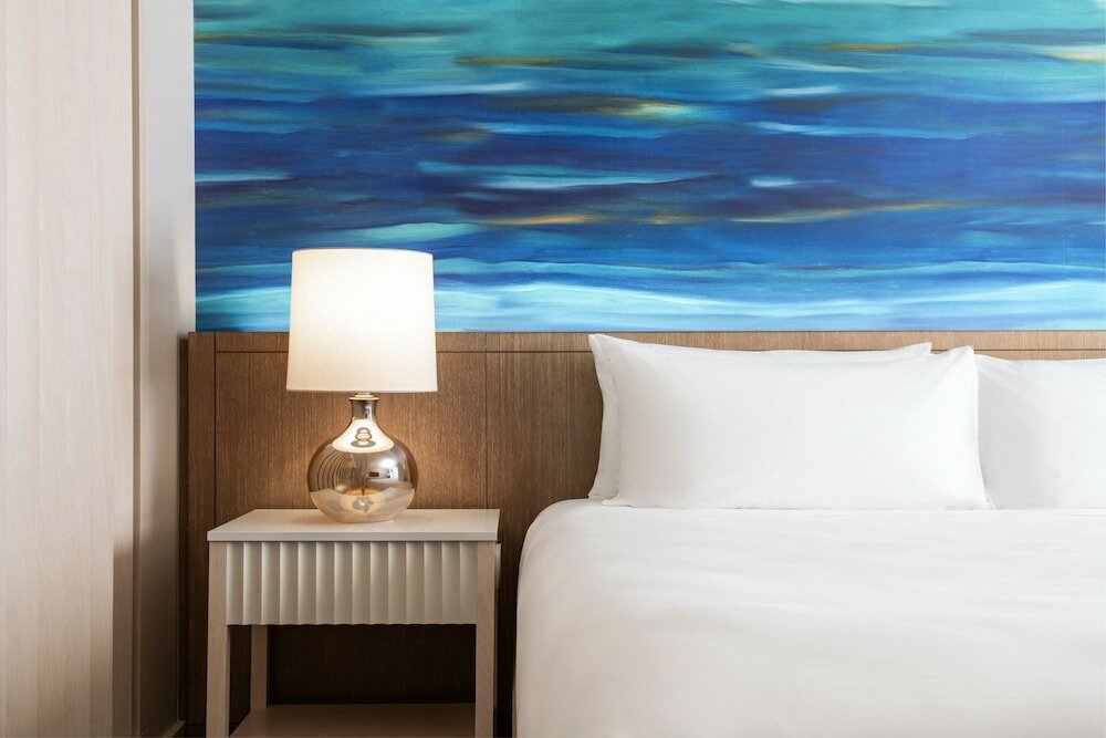 Фото Sheraton Waikiki Beach Resort