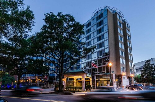 Гостиница Beacon Hotel & Corporate Quarters в Вашингтоне