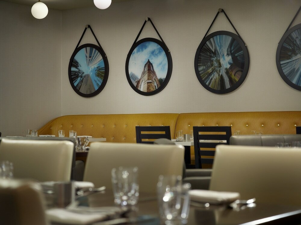 Фото Omni Charlotte Hotel