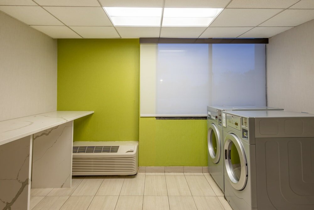 Фото Holiday Inn Express Philadelphia Ne - Bensalem, an Ihg Hotel