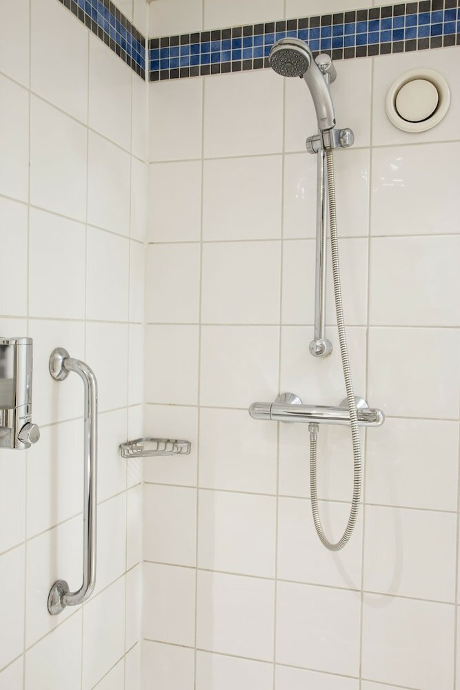 Фото Holiday Inn Express Portsmouth - Gunwharf Quays, an Ihg Hotel