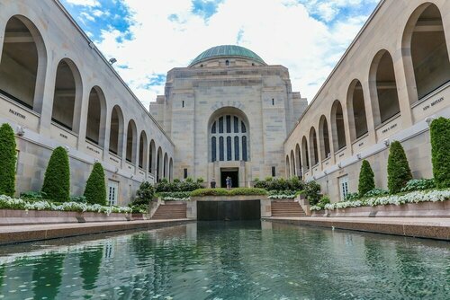 Гостиница Hyatt Hotel Canberra - a Park Hyatt в Канберре