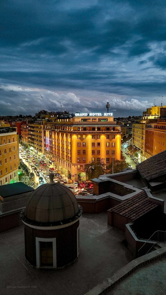 Фото Radisson Blu Ghr Hotel, Rome