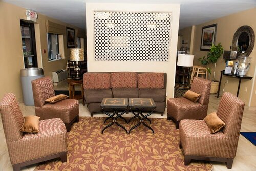 Гостиница Mho Inn & Suites