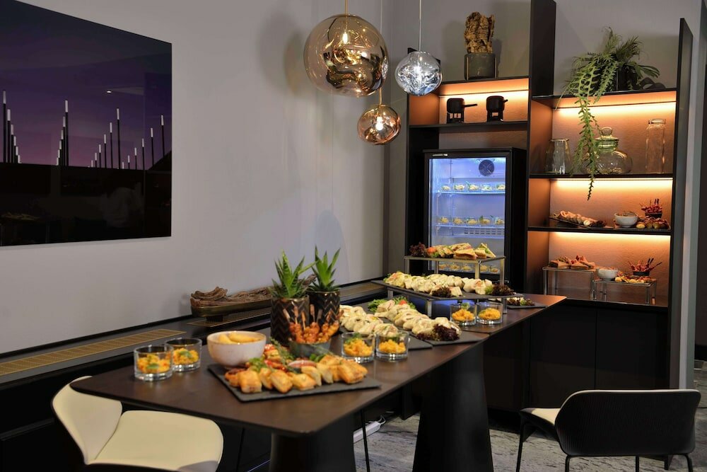 Фото Best Western Premier Parkhotel Kronsberg