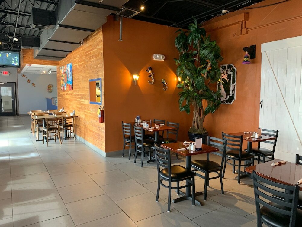 Фото Days Inn by Wyndham Fort Lauderdale-Oakland Park Airport N