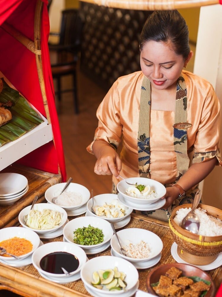 Фото Montana Hotel