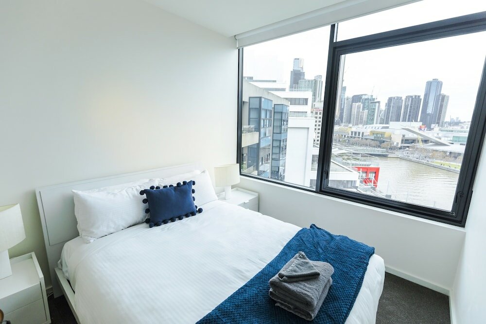 Фото Melbourne Holiday Apartments Flinders Wharf