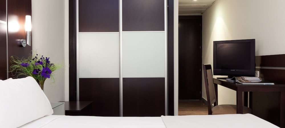 Фото Los Girasoles