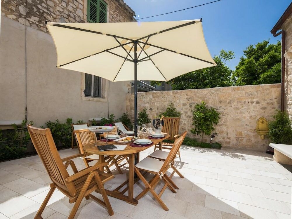 Фото Luxury House Hvar City Center