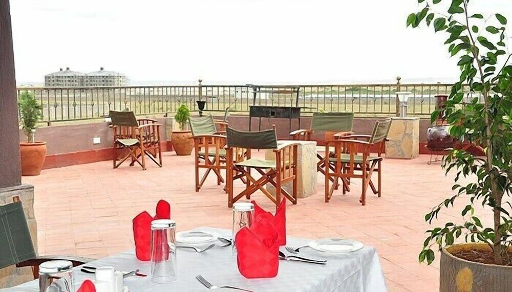 Фото 67 Airport Hotel