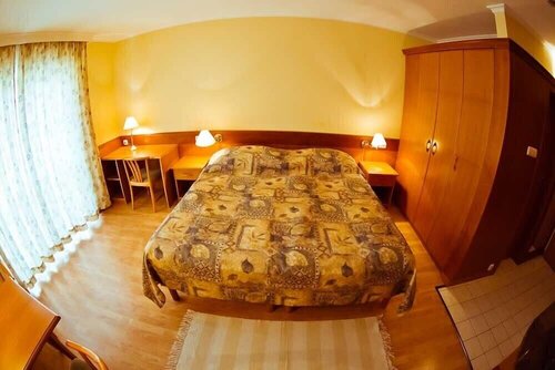 Отель Holiday Club Apartman