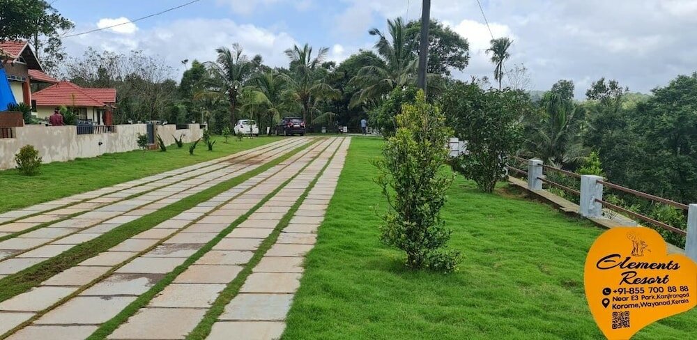 Фото Elements Resort