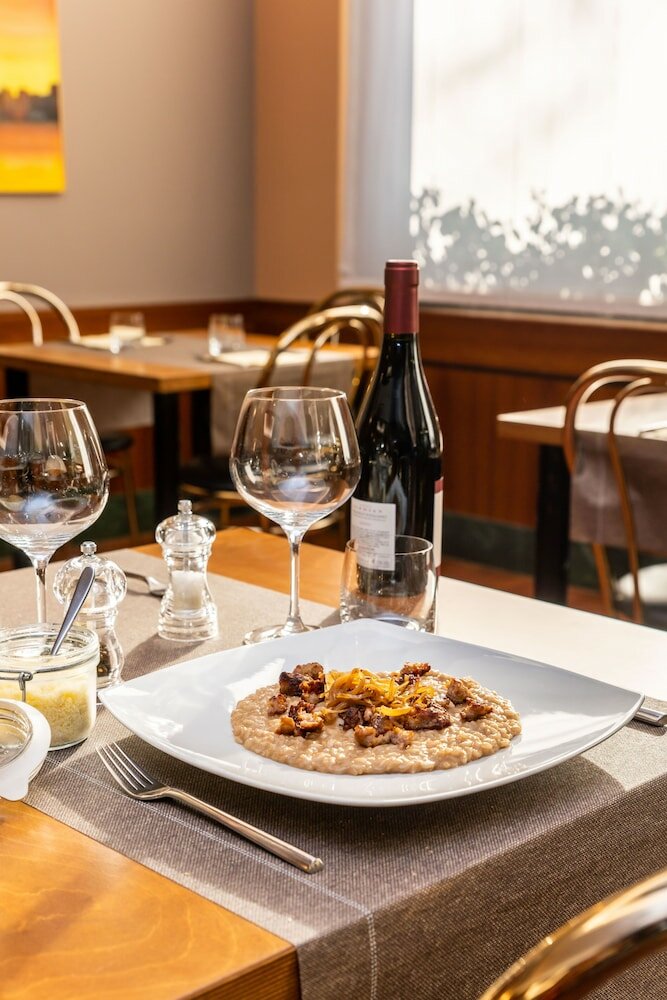 Фото Hotel Mirage, Sure Hotel Collection by Best Western