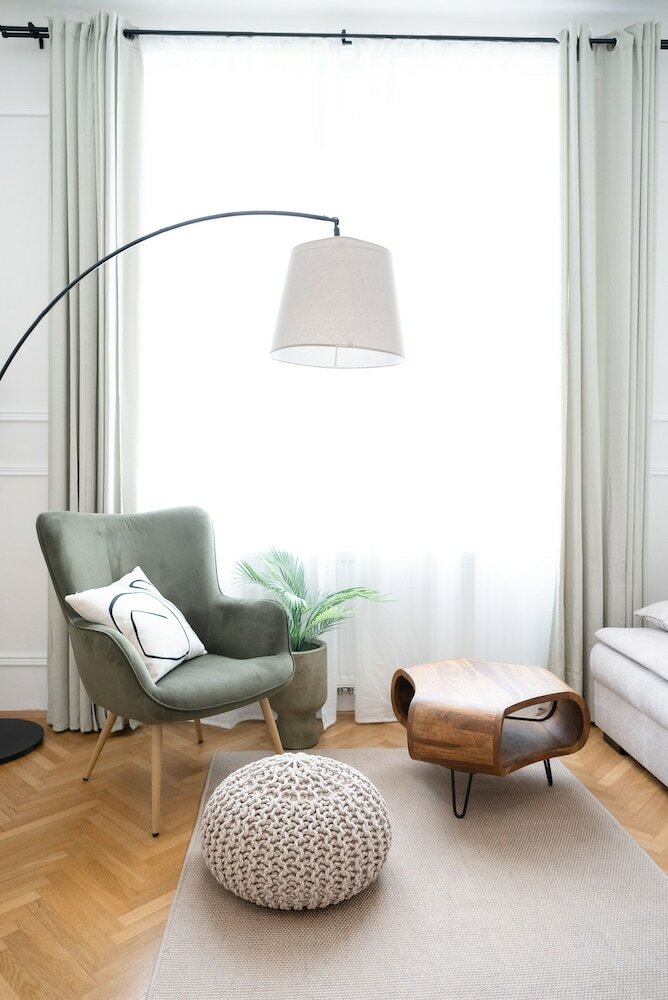 Фото City Apartment - 5 min to Metro