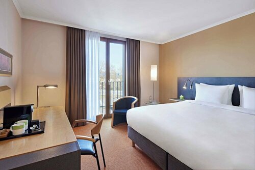 Гостиница Lindner Hotel Leverkusen Bayarena, part of JdV by Hyatt в Леверкузене