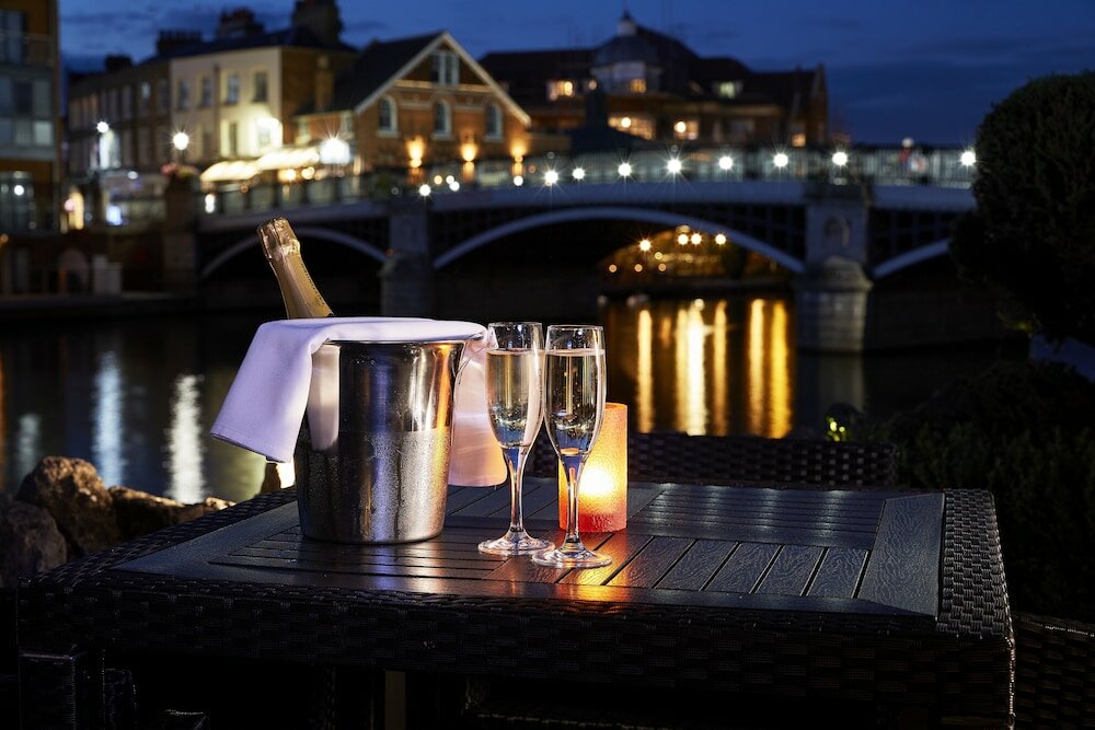 Фото Sir Christopher Wren Hotel