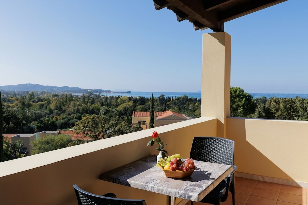 Фото Century Resort