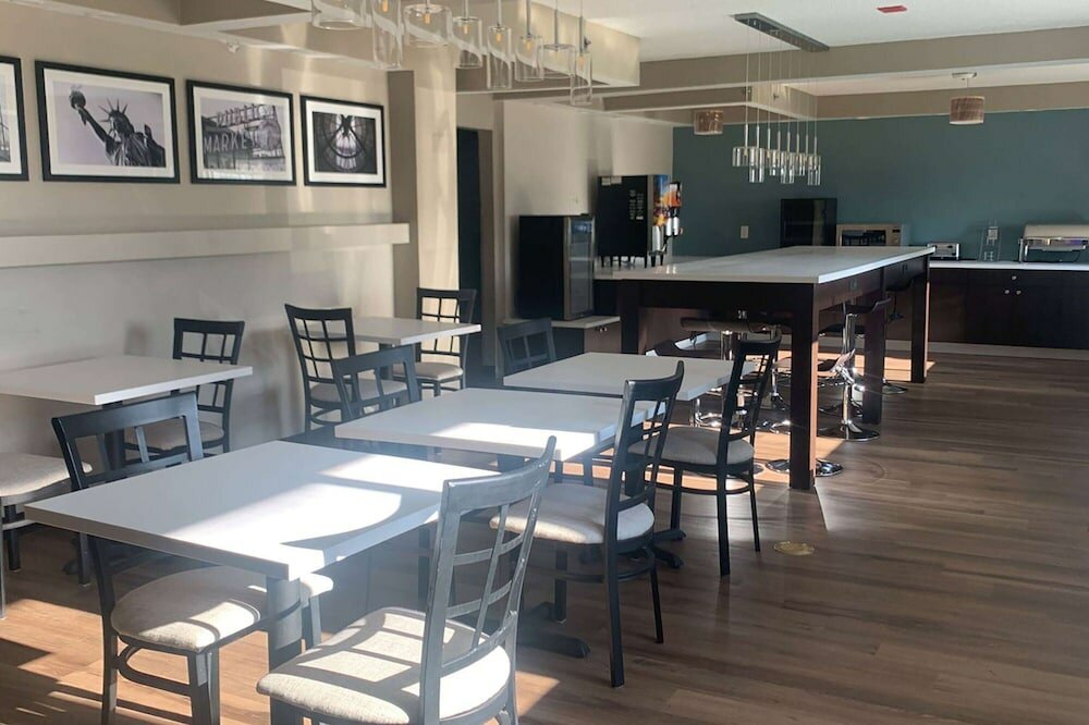 Фото Baymont by Wyndham Boardman