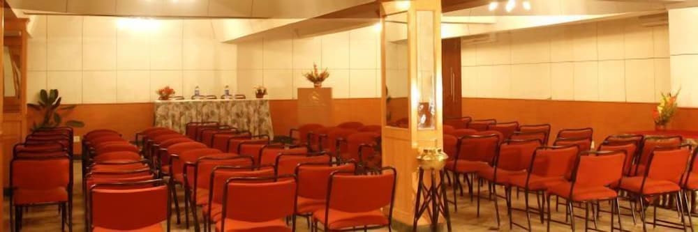 Фото Hotel Mb International-Palace Side