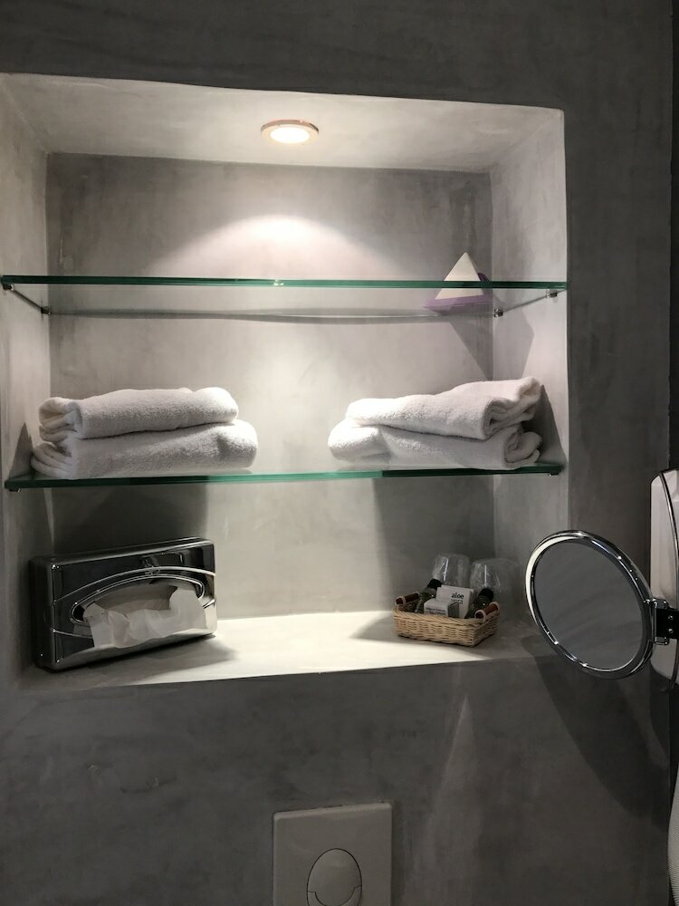 Фото Hotel de la Fontaine