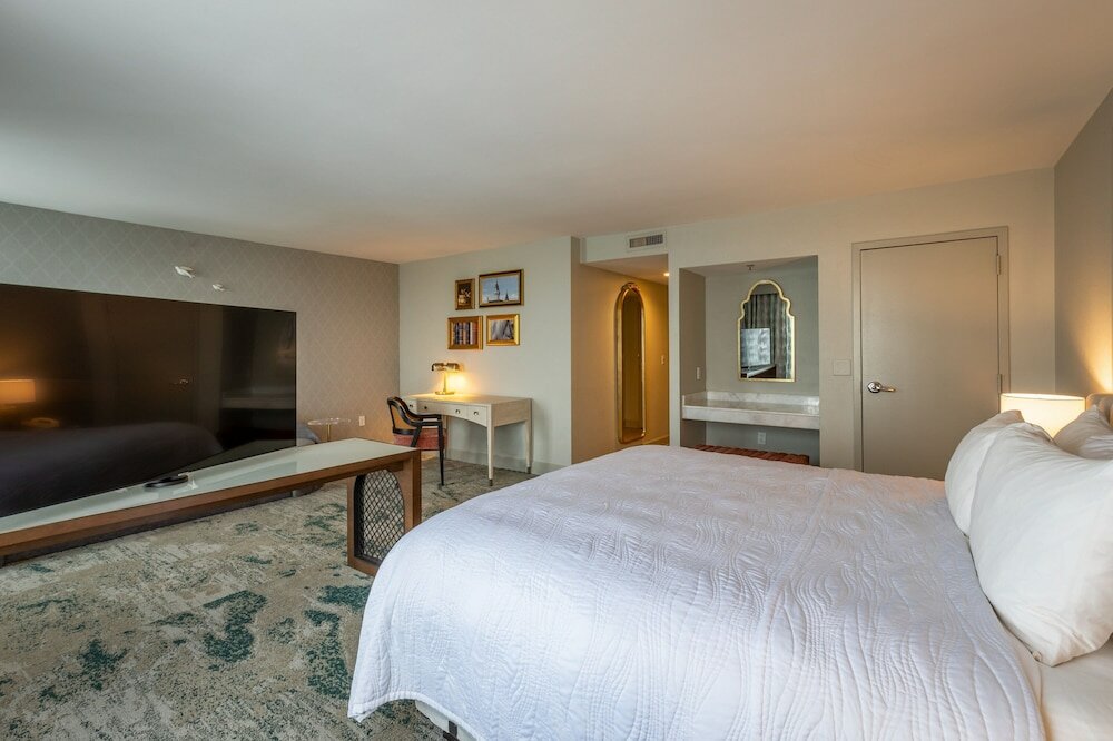 Фото Castle Hotel, Autograph Collection