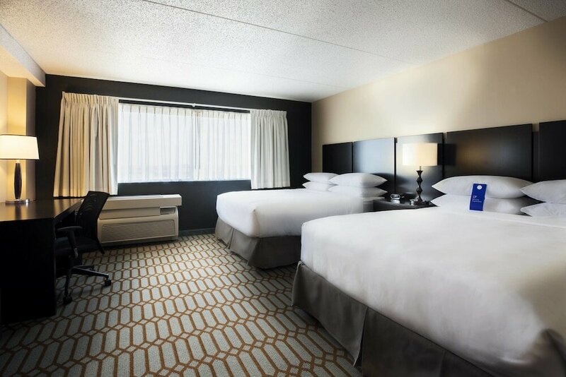 Гостиница Delta Hotels by Marriott Fargo