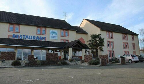 Гостиница Brit Hotel Les Evens в Ле-Мане