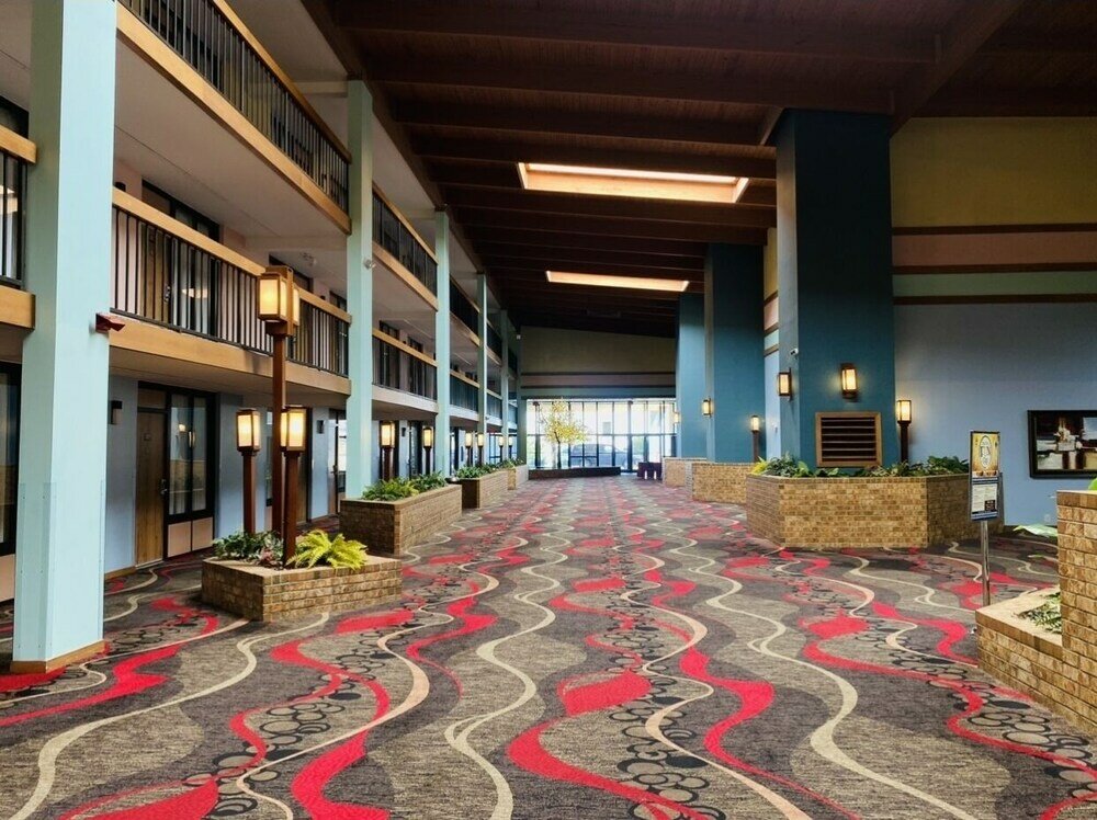 Фото Mcm Grande Hotel FunDome Odessa